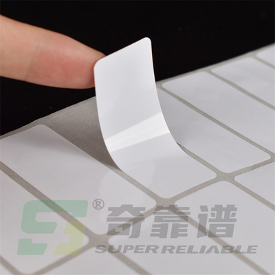 Gepersonaliseerde kleeffilmetiket PET-etiket PET-sticker voor het printen van thermisch overbrengingsband